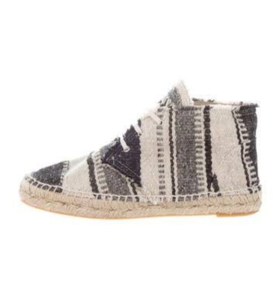 Chanel Espadrilles high tops - Picture 3 of 16